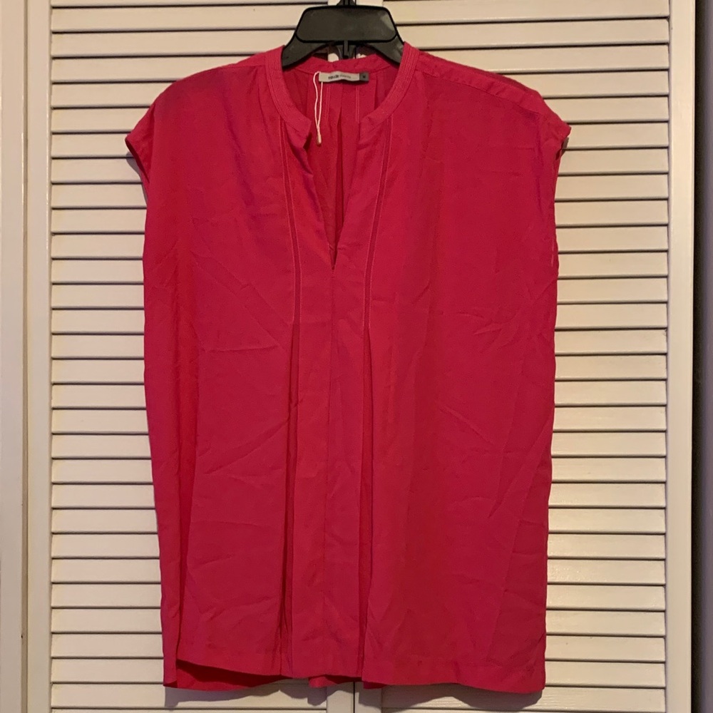 Woman’s Chic Pink Cap Sleeve Blouse